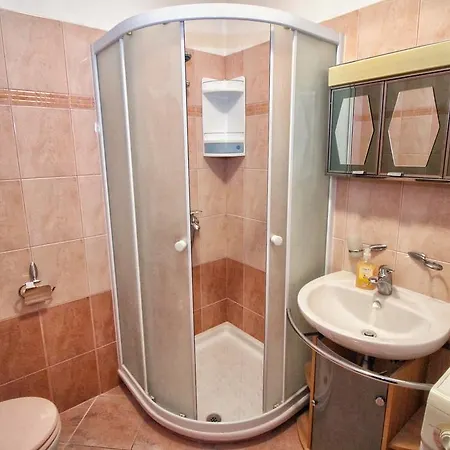 Aurora 11 * Ровинь